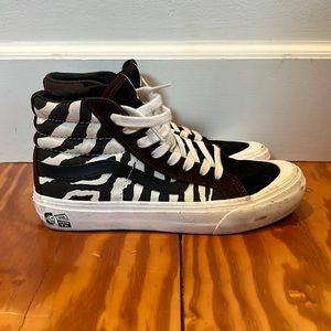 Vans Taka Hayashi high tops - women’s 8. Sk8-Hi